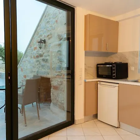 Mani Tsopakas Residences Avli 아파트