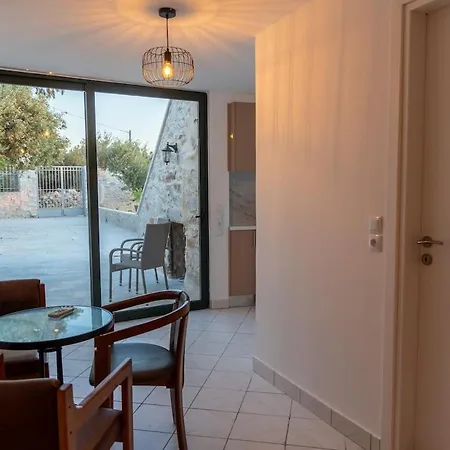 Mani Tsopakas Residences Avli 아파트 Kafiona